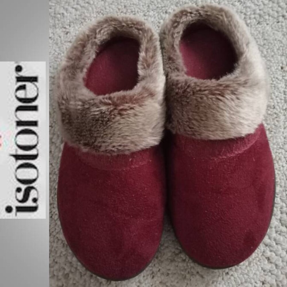 Isotoner slippers women's size 9 1/2 - 10